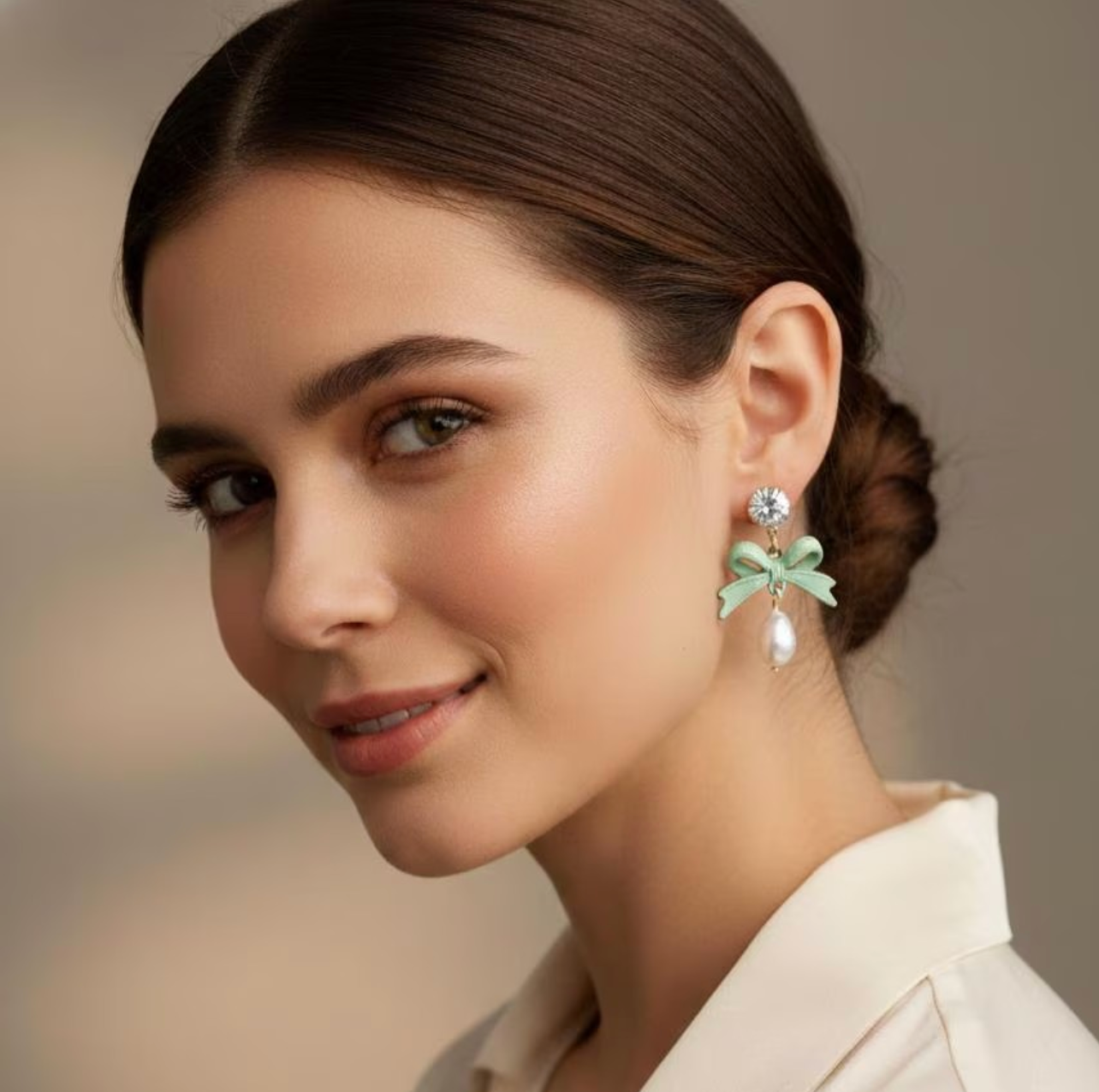 Diamonte Stud, Green Bow Connector, Freshwater Pearl