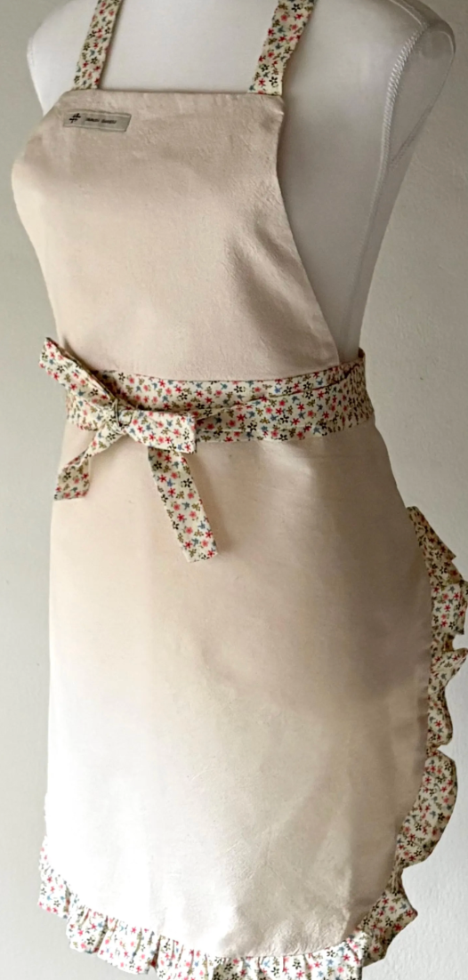 Petite Meadow ladies apron - personalisation option available