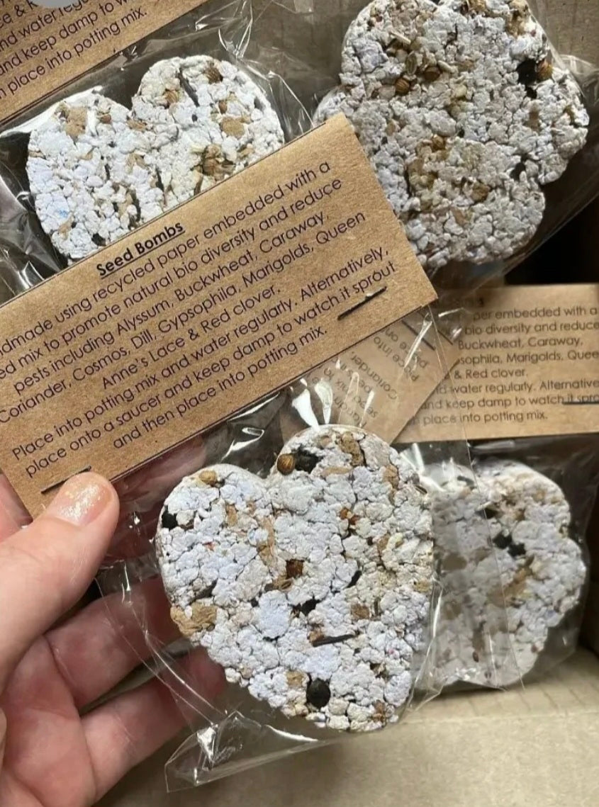 Seed bomb (Flower/Heart)